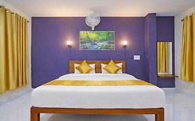 Hotel Sujatha International Nearby Koshys Hospital & Loutas Convention Hall Tc Palya Main Road Ramurthynagar Nearby Krishrajpuram Railway Station Smvt Railway Station Banglore